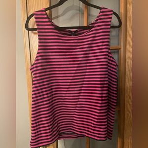 GAP sleeveless top